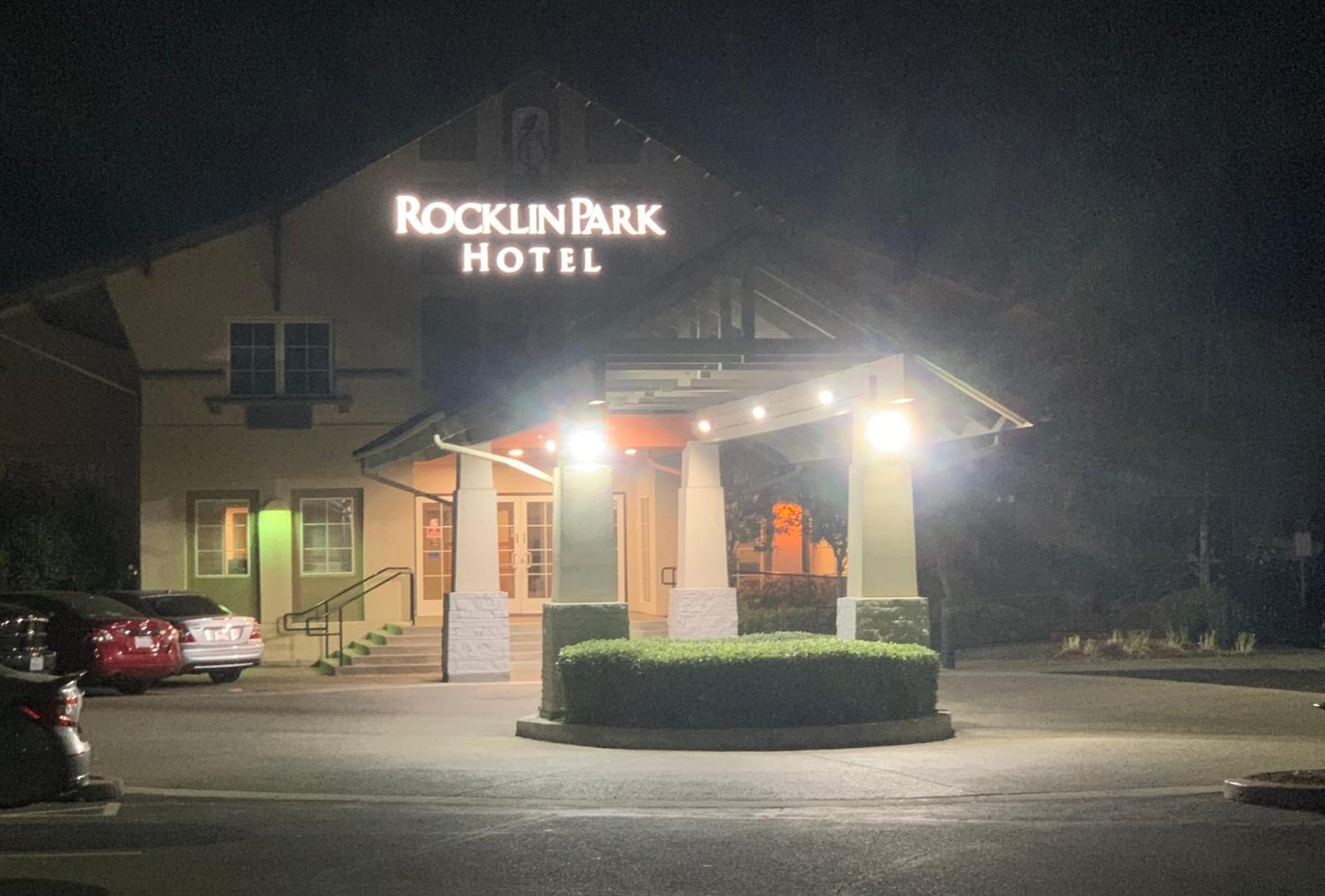 ロックリン パーク ホテル エクステリア 写真